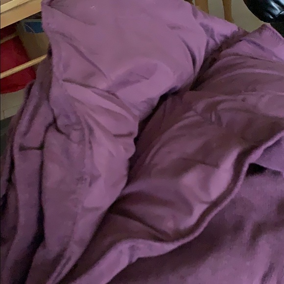 Purple throw blanket - Picture 2 of 2